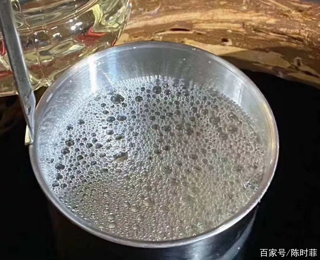 鉴别纯粮食酒唯一方法(鉴别白酒真假的6种方法)