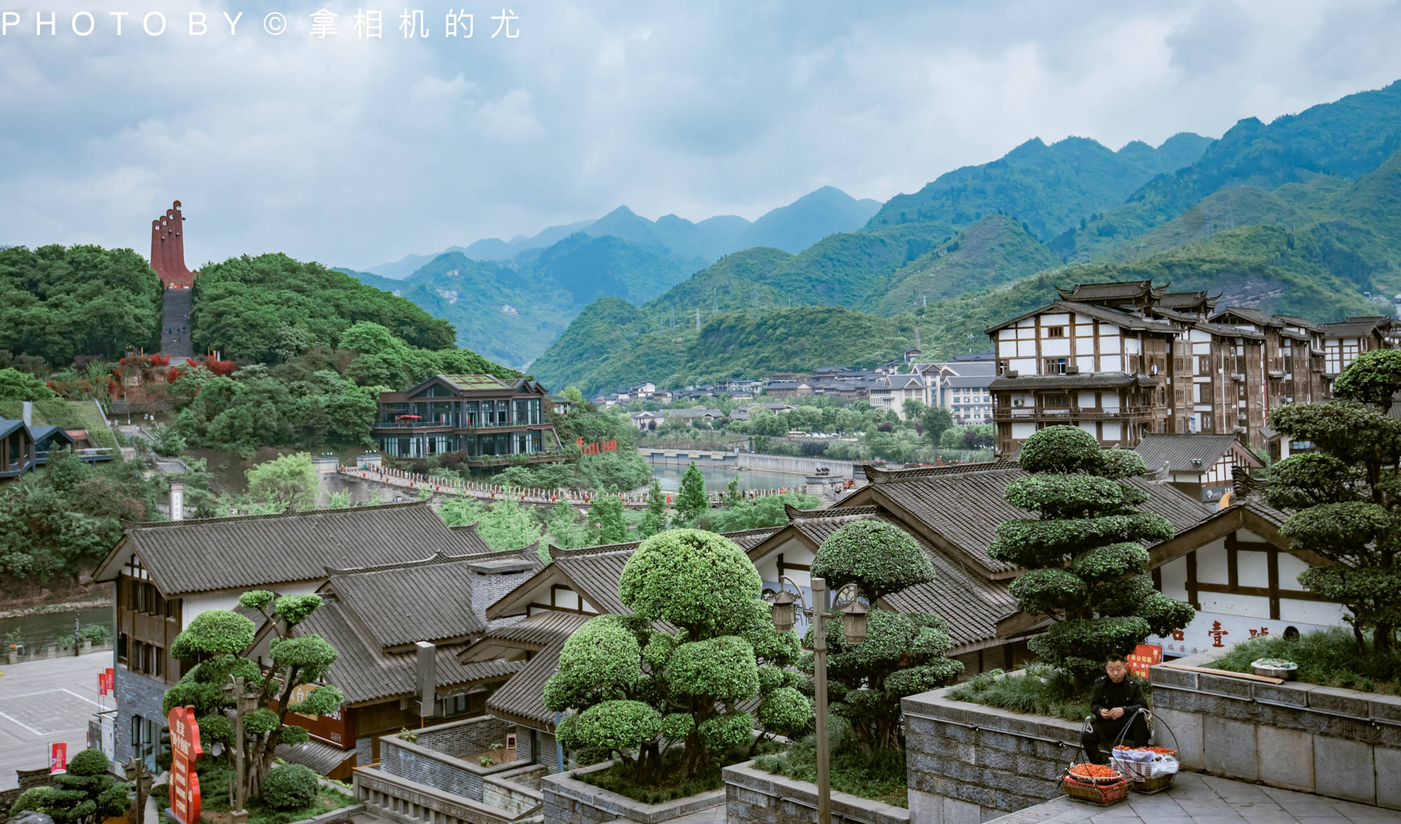 贵州茅台镇好玩吗(贵州茅台镇值得去玩吗)