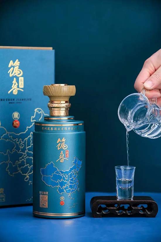 国企担当、筑春酱酒！大酱香、大风口、大品牌、大商机！春节钜惠政策火爆招商中、从速把握！