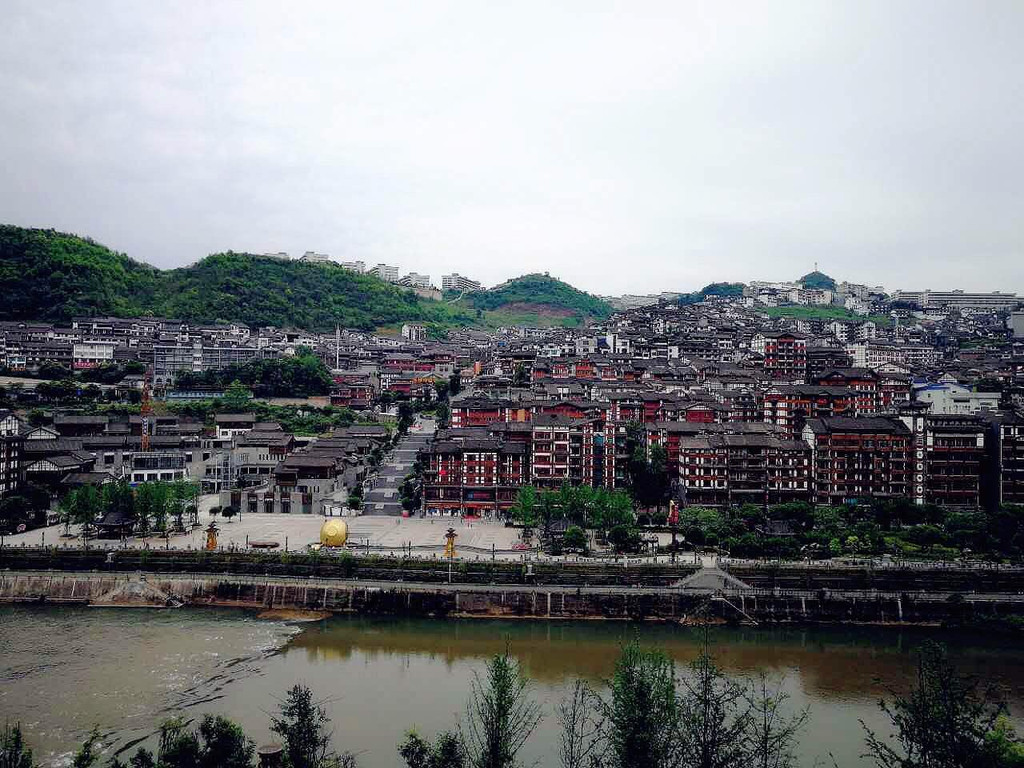 茅台镇旅游景区简介图(茅台镇旅游景区简介图片大全)