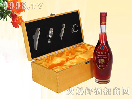 和以色列干一杯石榴酒，是什么味道