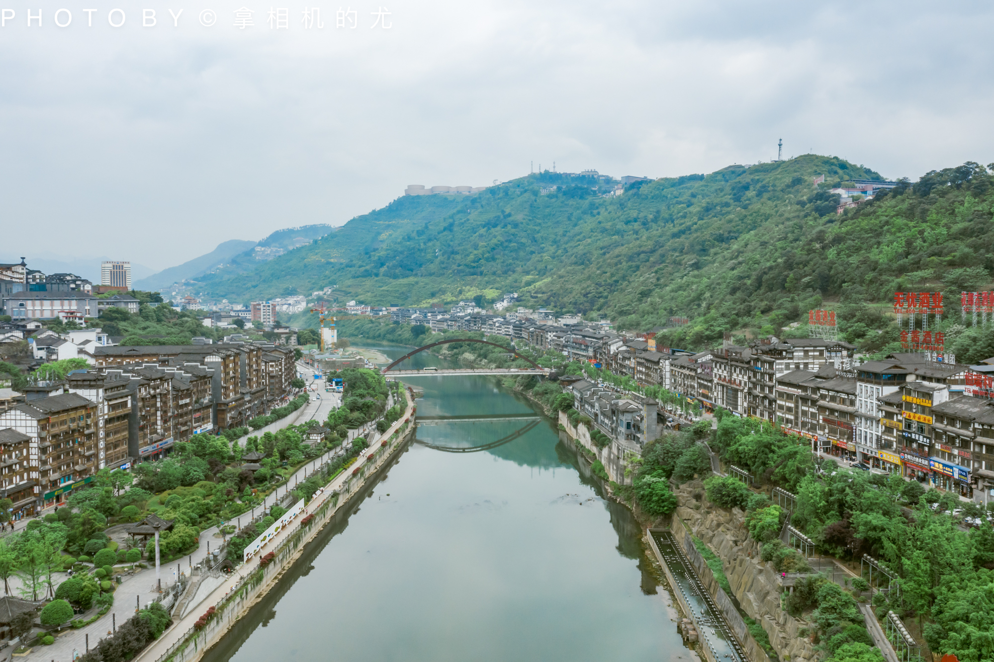 贵州茅台镇风景怎么样(贵州茅台镇风景怎么样图片)
